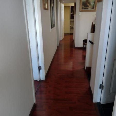 ホテル Hostal Ines サンティアゴ エクステリア 写真